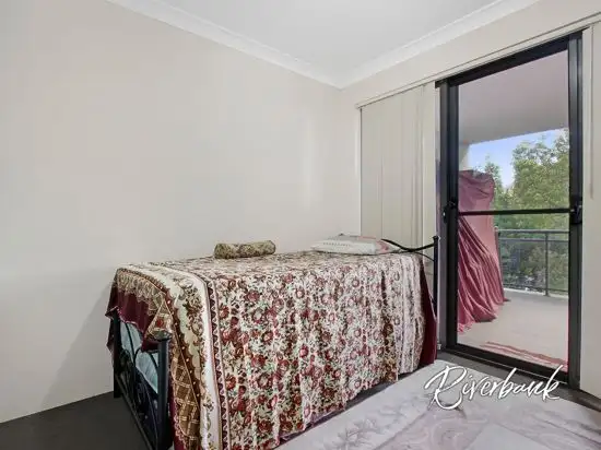 Fifth view of Homely unit listing, 10/77-79 Mountford Avenue, Guildford NSW 2161