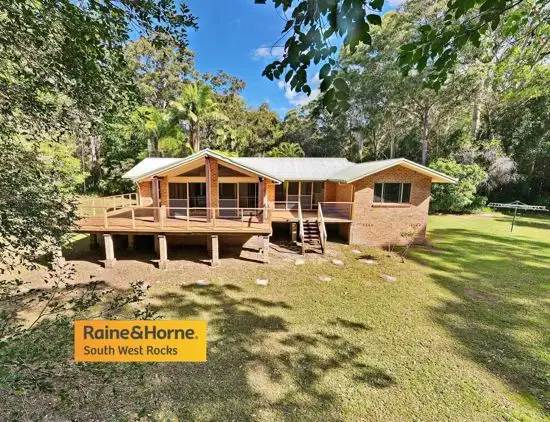 243 Arakoon Road, Arakoon NSW 2431