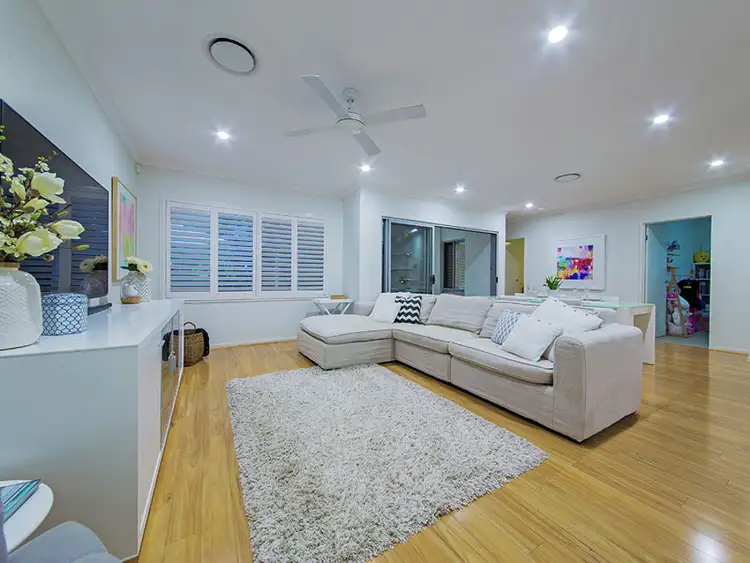 Fifth view of Homely house listing, 19 Foxwood Circuit, Wakerley QLD 4154