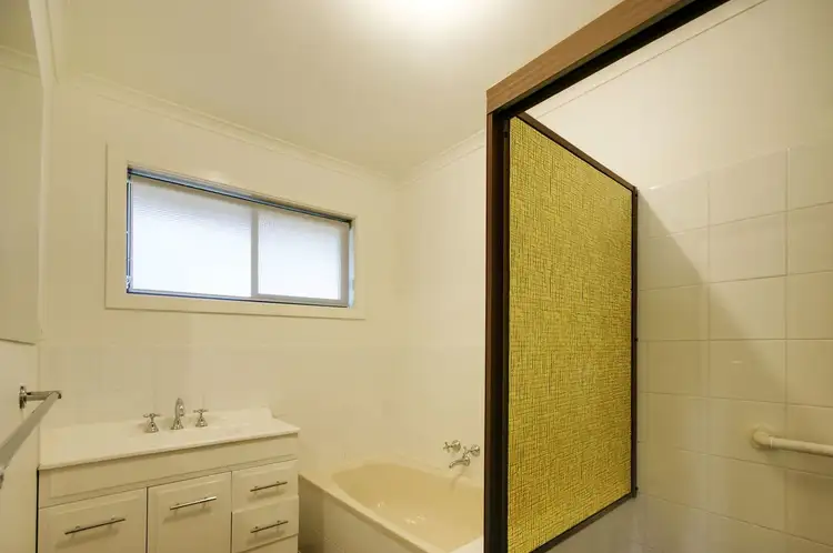 Fifth view of Homely townhouse listing, 3/413 Cressy St, Deniliquin NSW 2710