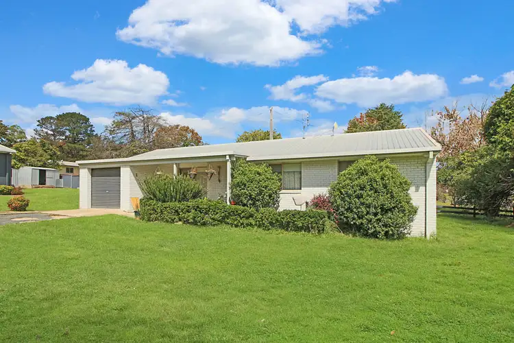 187 East Street, Tenterfield NSW 2372