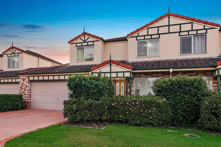 Huge Town House, 9 Hillview Street, Runcorn QLD 4113