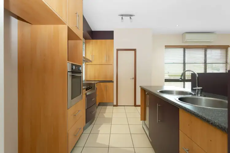 Fifth view of Homely house listing, 10 Clearvista Crescent, Mount Pleasant QLD 4740
