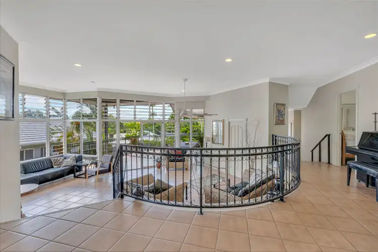39 Summer Hill Drive, Mooroobool QLD 4870