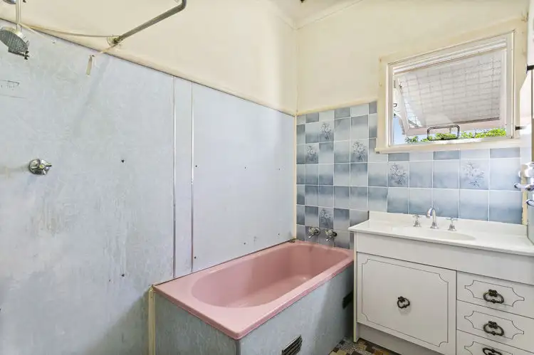 Fifth view of Homely house listing, 2 Tims Crescent, Guildford NSW 2161
