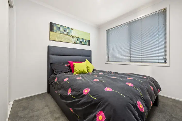 Sixth view of Homely house listing, 9 Rae Place, Currans Hill NSW 2567
