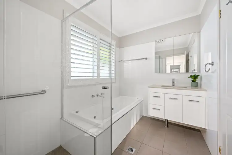Seventh view of Homely house listing, 9 Rae Place, Currans Hill NSW 2567