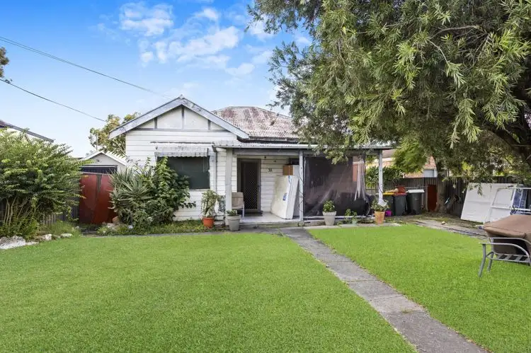 32 Military Road, Merrylands NSW 2160