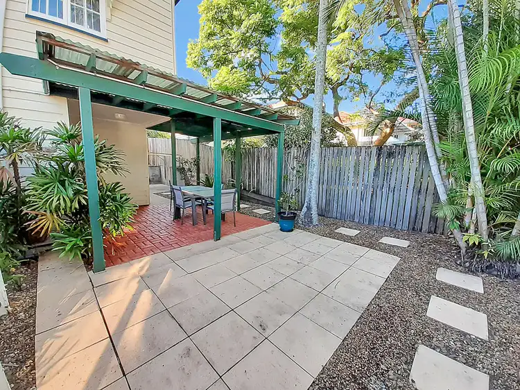 1/107 Hawthorne Road, Hawthorne QLD 4171