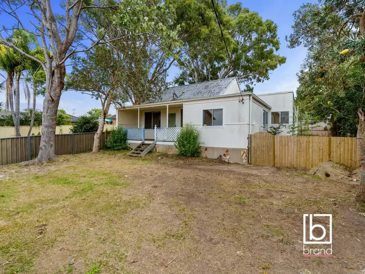 2a Ocean View Road, Gorokan NSW 2263