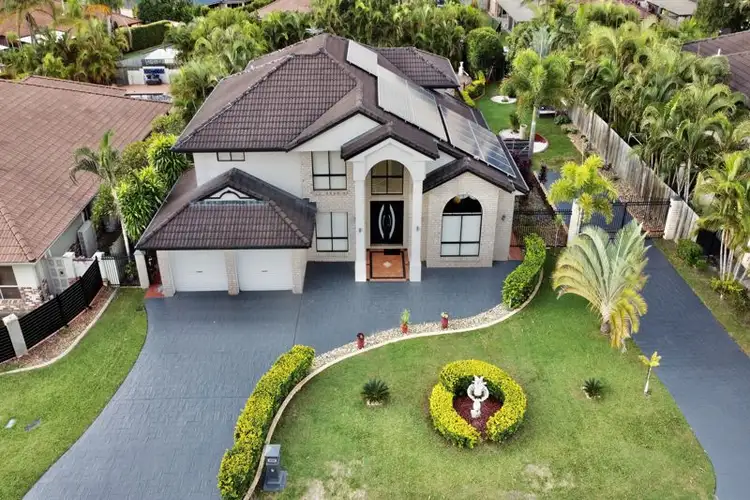 8 Pheasant Court, Heritage Park QLD 4118