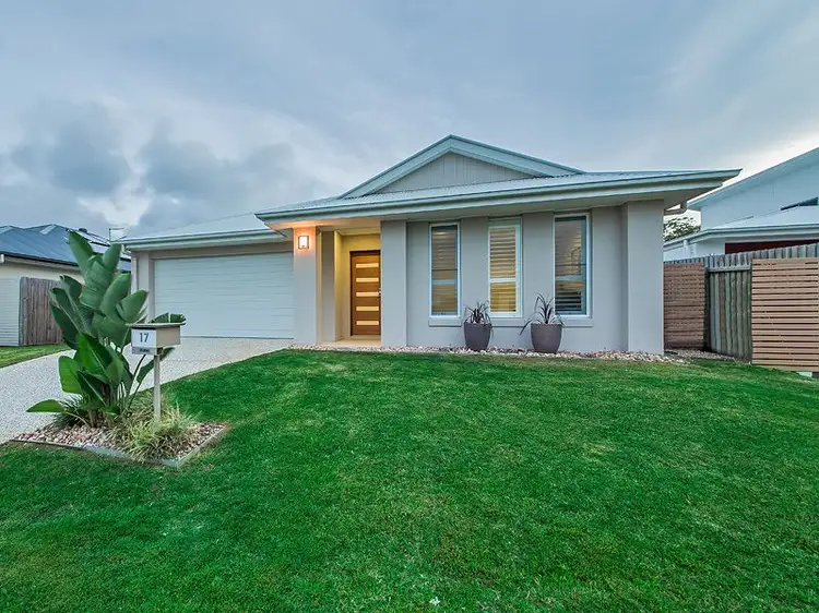 17 Foxwood Circuit, Wakerley QLD 4154