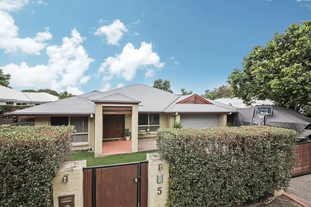 Main view of Homely house listing, 5 Stormvogel Court, Coomera Waters QLD 4209
