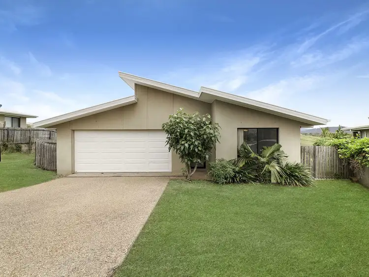 Second view of Homely house listing, 7 The Peak, Zilzie QLD 4710