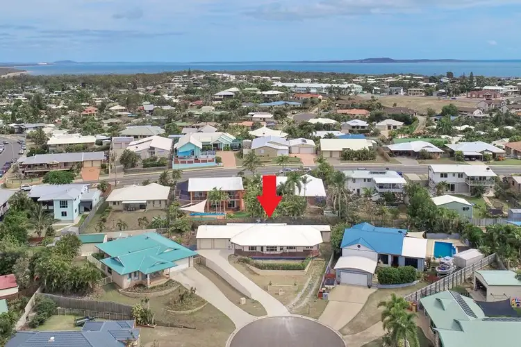 Main view of Homely house listing, 10 Clearview Court, Tannum Sands QLD 4680