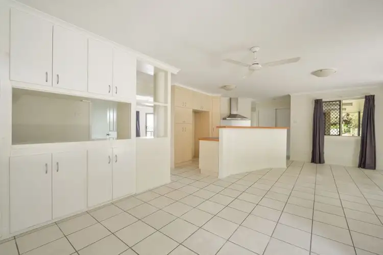 Second view of Homely house listing, 10 Clearview Court, Tannum Sands QLD 4680
