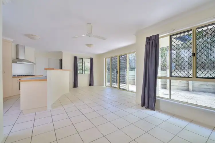 Seventh view of Homely house listing, 10 Clearview Court, Tannum Sands QLD 4680