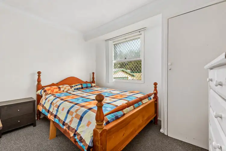 Fifth view of Homely house listing, 7 Blackbutt Avenue, Bradbury NSW 2560