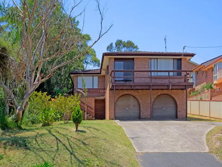 8 Barrington Road, Terrigal NSW 2260