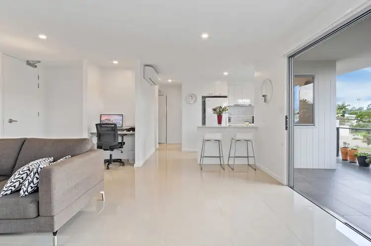 Fourth view of Homely apartment listing, 2/19 Pickwick Street, Cannon Hill QLD 4170