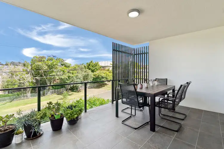 Sixth view of Homely apartment listing, 2/19 Pickwick Street, Cannon Hill QLD 4170