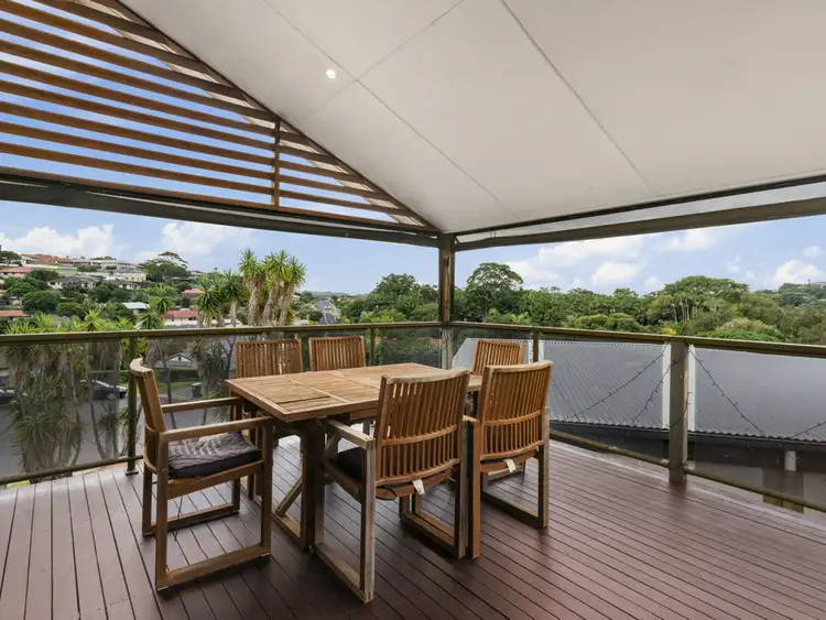 8 Kelburn Close, Banora Point NSW 2486