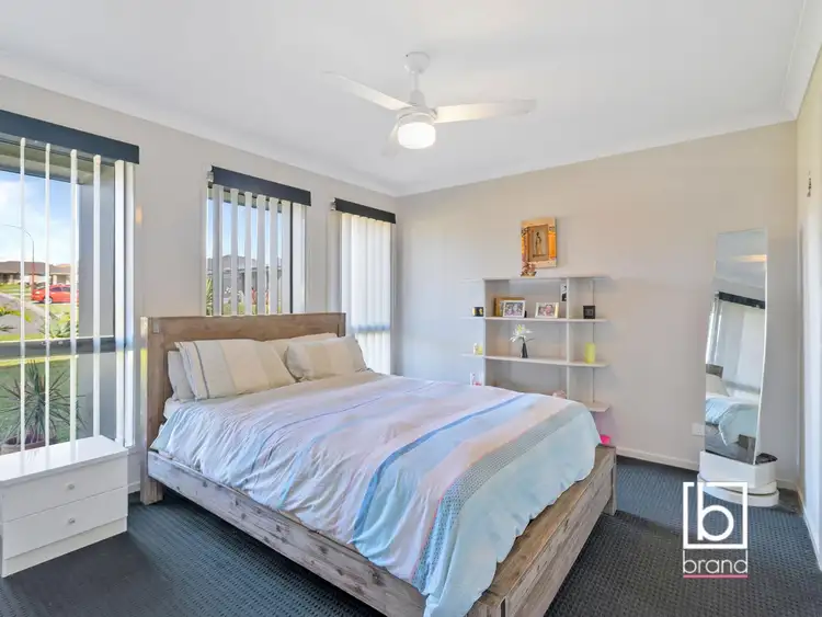 Fifth view of Homely house listing, 21 Fernhill Avenue, Hamlyn Terrace NSW 2259