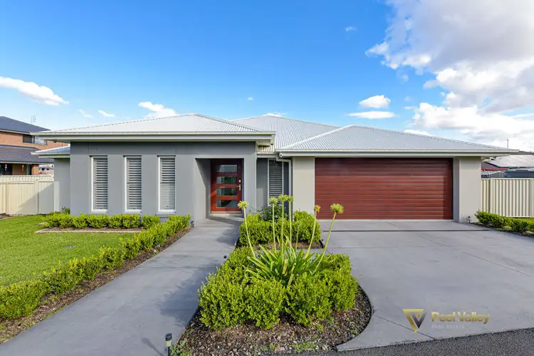 Main view of Homely house listing, 39 Ebony Close, Tamworth NSW 2340