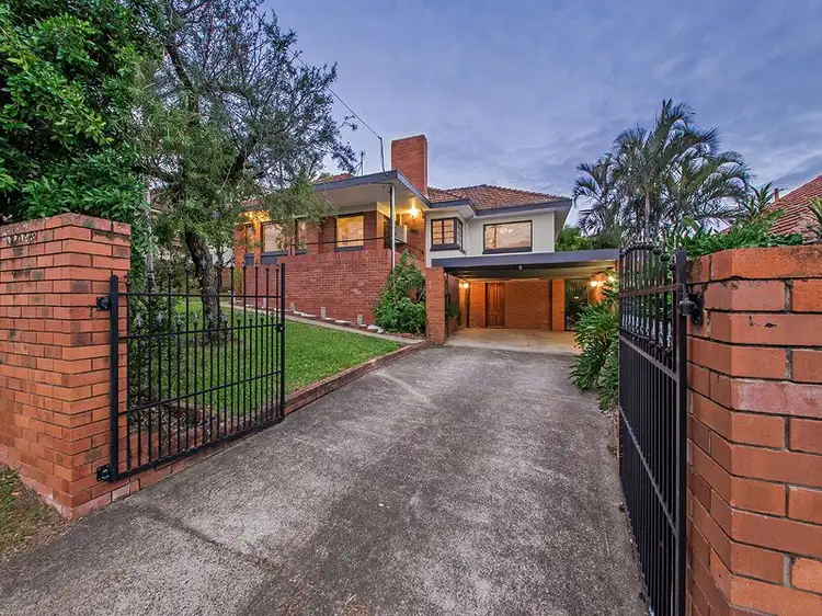 307 Chatsworth Rd, Coorparoo QLD 4151