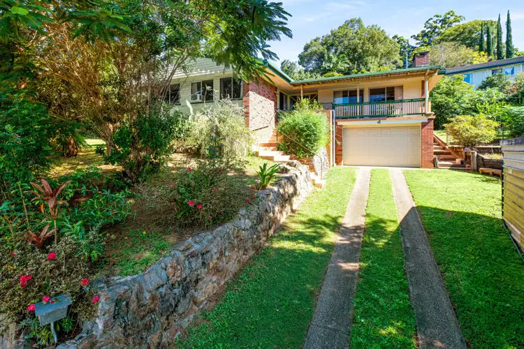 4 Sue Street, Burnside QLD 4560