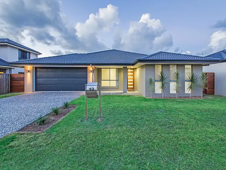 10 Foxwood Cct, Wakerley QLD 4154