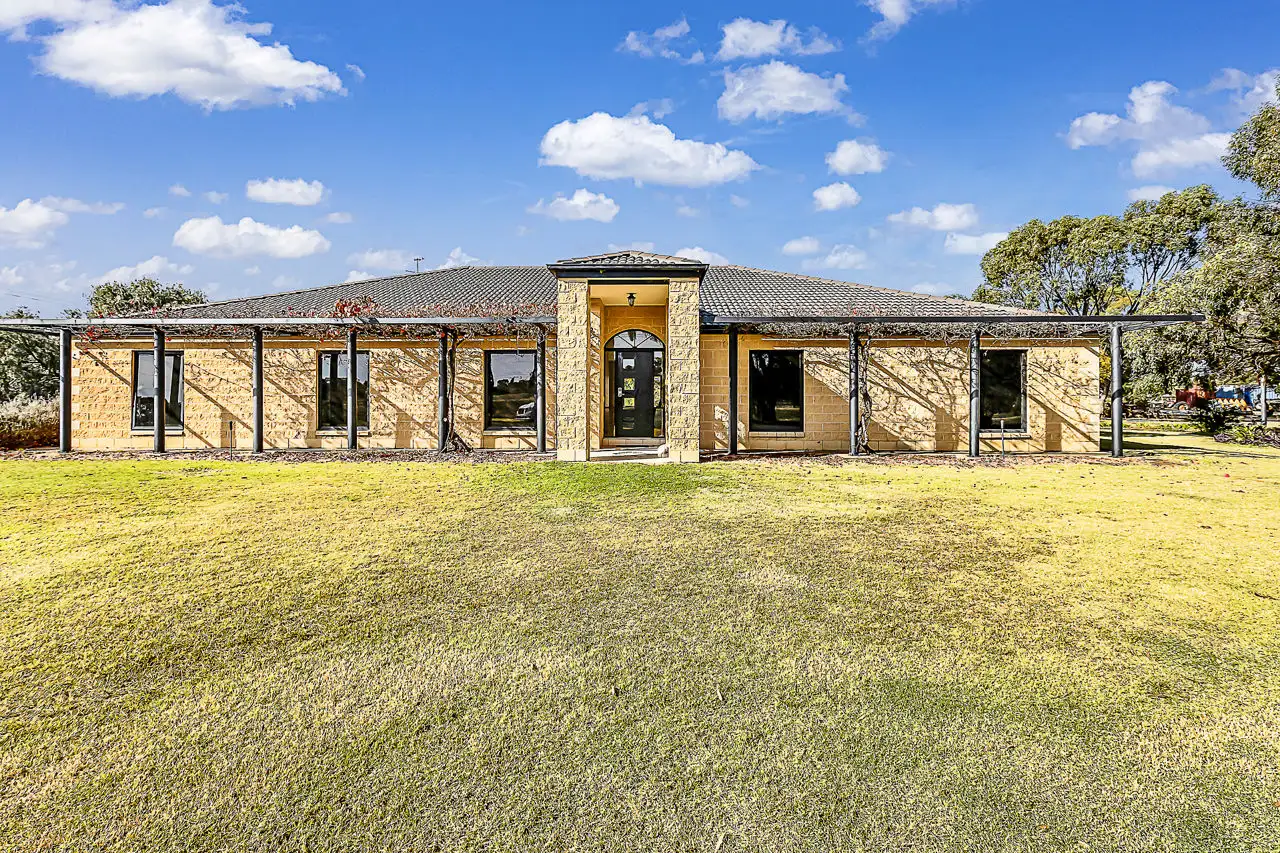 Main view of Homely house listing, 204-212 Yarra St, Deniliquin NSW 2710