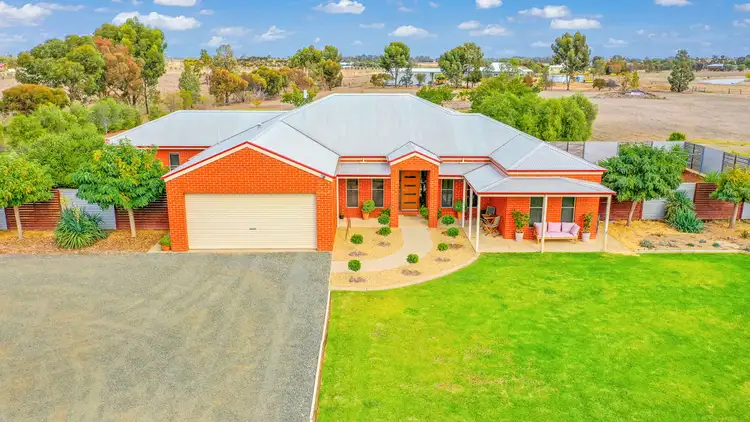 Second view of Homely house listing, 25 Riverview Dr, Deniliquin NSW 2710