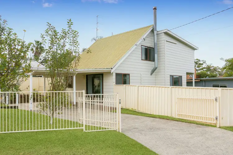 70 Aldinga Road, Gwandalan NSW 2259