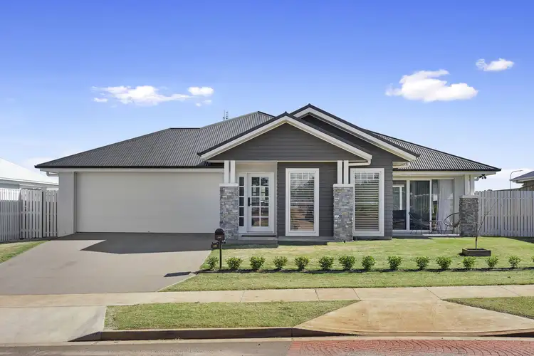 27 Crooke Street, Highfields QLD 4352