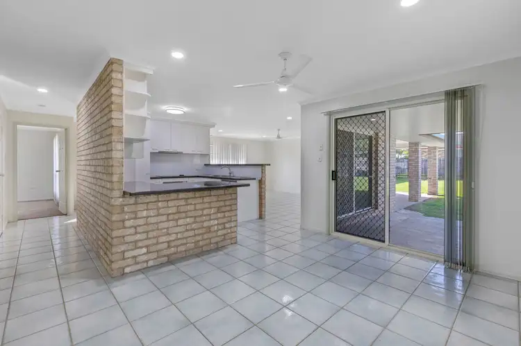 Sixth view of Homely house listing, 2 Inverness Court, Beaconsfield QLD 4740
