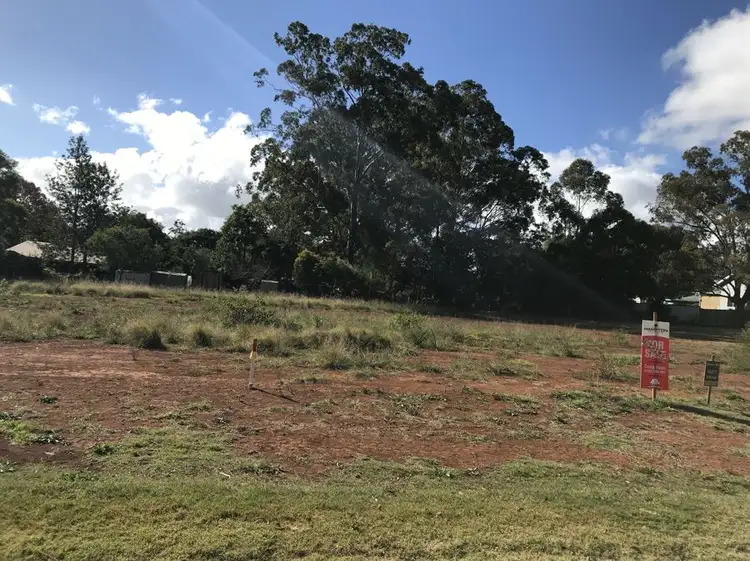 Lot 7 Canterbury Place, Hampton QLD 4352