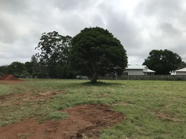 Lot 6 Canterbury Place, Hampton QLD 4352