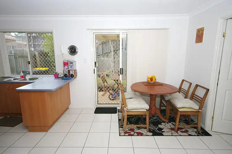 Fourth view of Homely townhouse listing, 26/27 Camille Crescent, Wynnum West QLD 4178