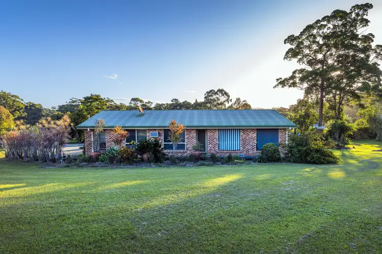 1 Azure Avenue, Emerald Beach NSW 2456