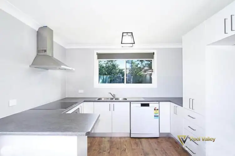 Third view of Homely house listing, 8 Jemmy Place, Oxley Vale, Tamworth NSW 2340