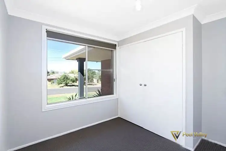 Fifth view of Homely house listing, 8 Jemmy Place, Oxley Vale, Tamworth NSW 2340