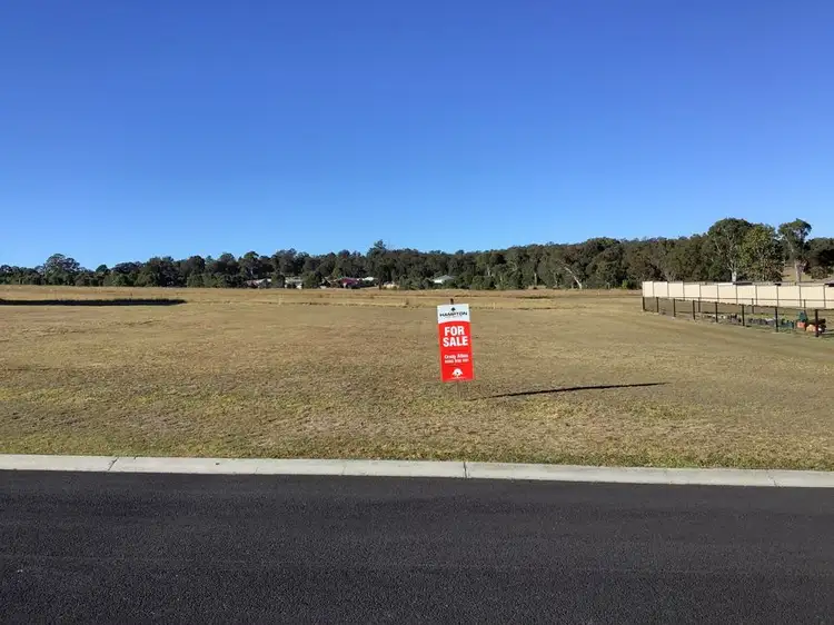 9 Naomi Drive, Crows Nest QLD 4355