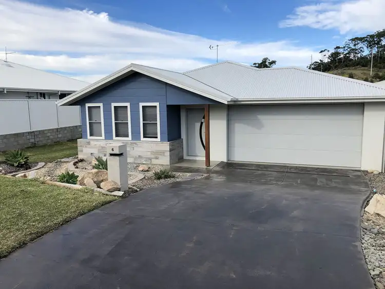 6 Burleigh Crescent, Woolgoolga NSW 2456