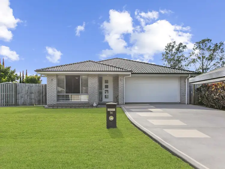 16 Booyong Place, Bridgeman Downs QLD 4035