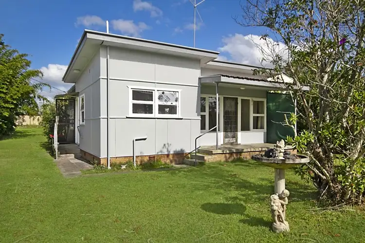 30 Philp Parade, Tweed Heads South NSW 2486