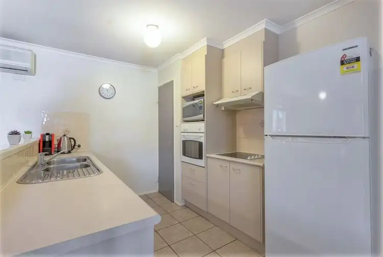 Sixth view of Homely house listing, 8 Kayser Court, Darling Heights QLD 4350