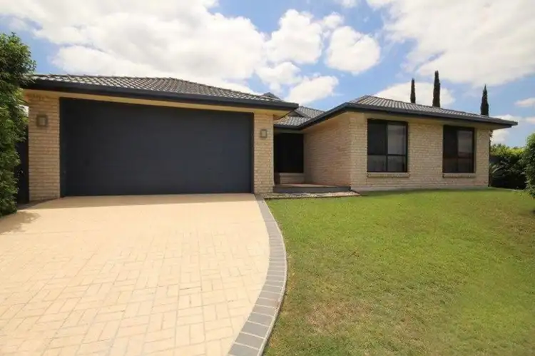 41 Hawthorne St, Forest Lake QLD 4078