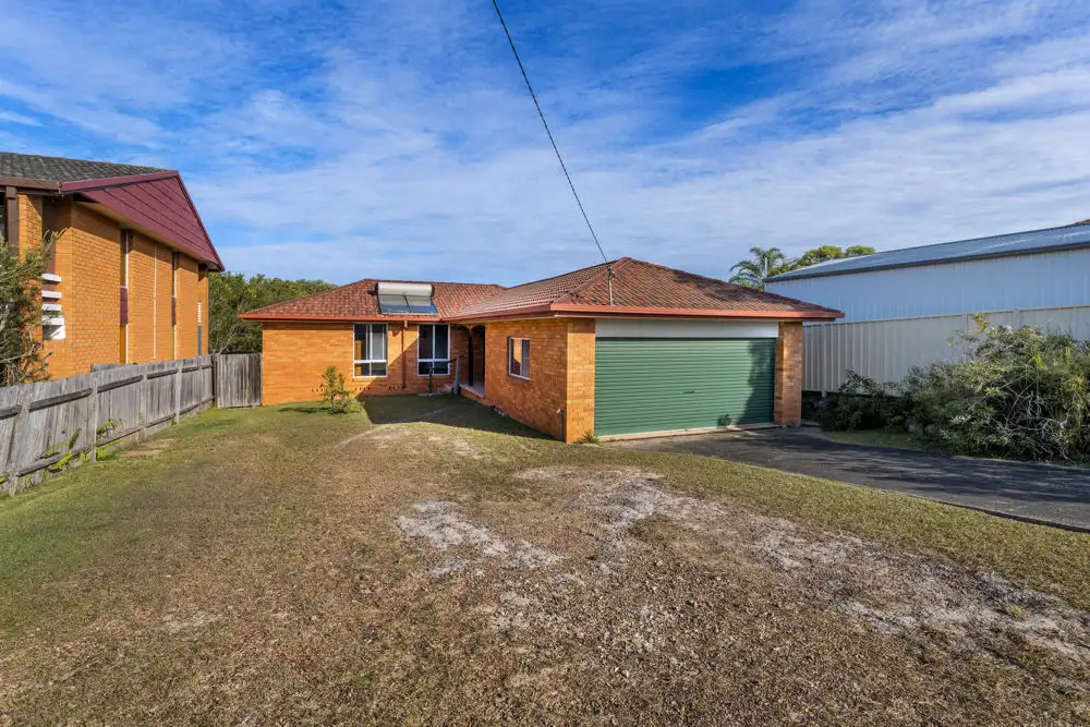 Main view of Homely house listing, 10 Ocean View Road, Arrawarra Headland NSW 2456