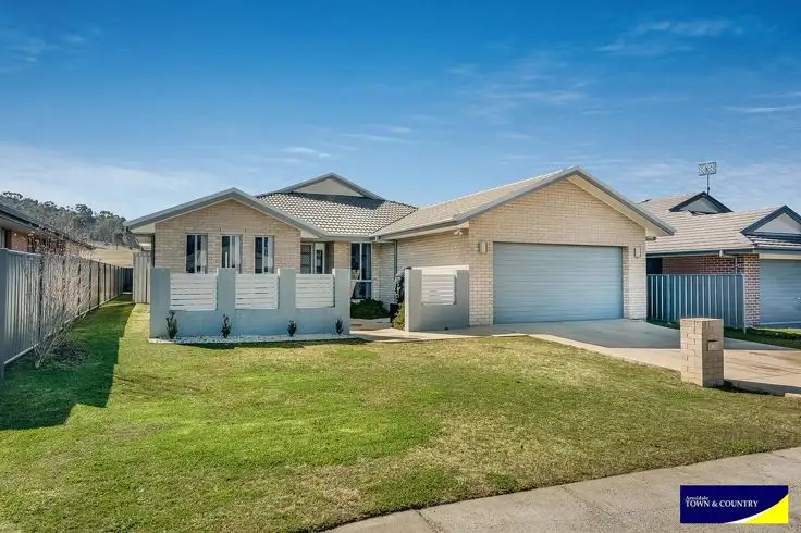 Main view of Homely house listing, 30 Albion Close, Armidale NSW 2350